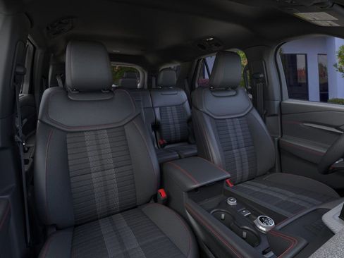 New 2025 Ford Explorer ST-Line w/ Premium Package image 33