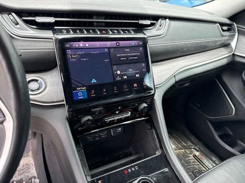 Used 2021 Jeep Grand Cherokee L Limited RWD image 15