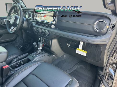 New 2025 Jeep Wrangler Sahara image 6