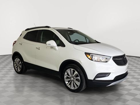 Used 2019 Buick Encore Preferred FWD image 2
