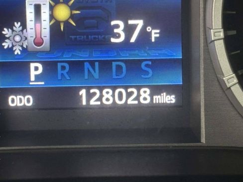 Used 2014 Toyota Tundra Limited w/ Limited Premium Package AWD/4WD image 33