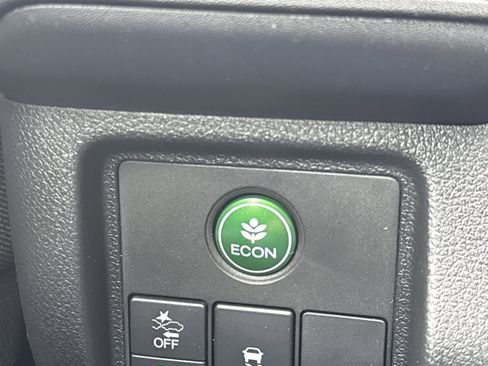 Used 2020 Honda HR-V EX image 21