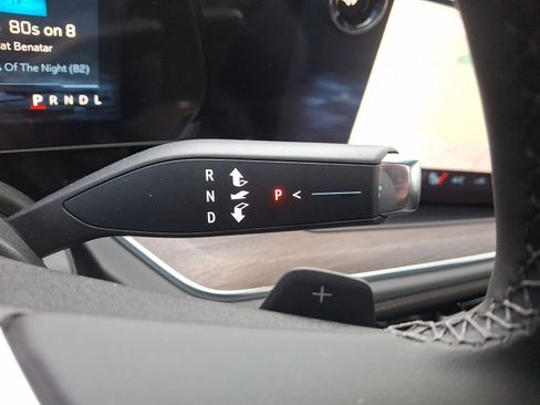 New 2026 Chevrolet Tahoe High Country image 16