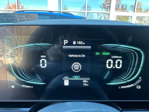 New 2026 Kia Niro EX image 38