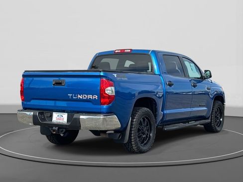 Used 2017 Toyota Tundra SR5 w/ SR5 Upgrade Package image 5