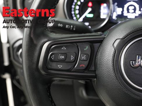 Used 2023 Jeep Wrangler Unlimited w/ Cold Weather Group AWD/4WD image 15