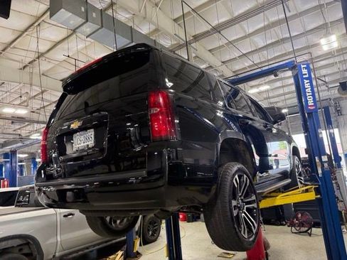 Used 2018 Chevrolet Tahoe LS w/ Max Trailering Package AWD/4WD image 10