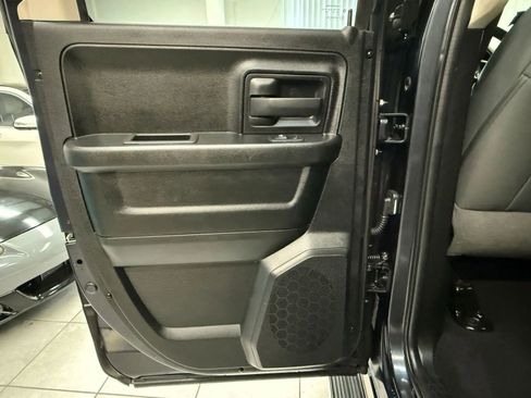 Used 2018 RAM 1500 Express w/ Express Value Package image 16