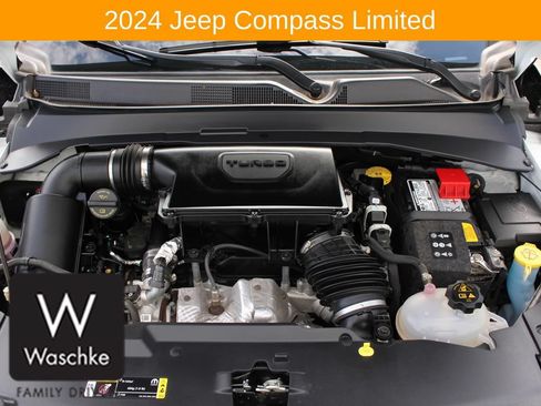 Used 2024 Jeep Compass Limited AWD/4WD image 10