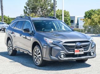Used 2023 Subaru Outback Premium AWD/4WD video 3