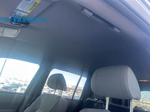 Used 2014 Honda Pilot LX image 16