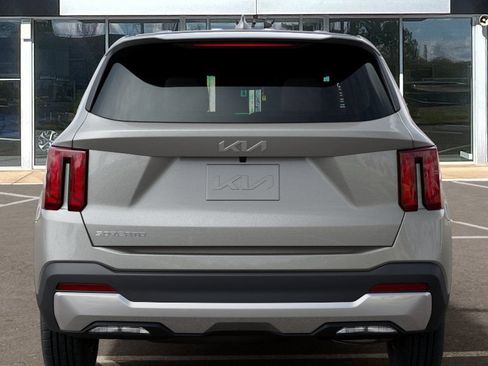 New 2026 Kia Sorento LX FWD image 13