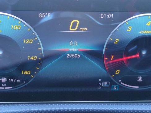 Used 2022 Mercedes-Benz CLA 250 image 11