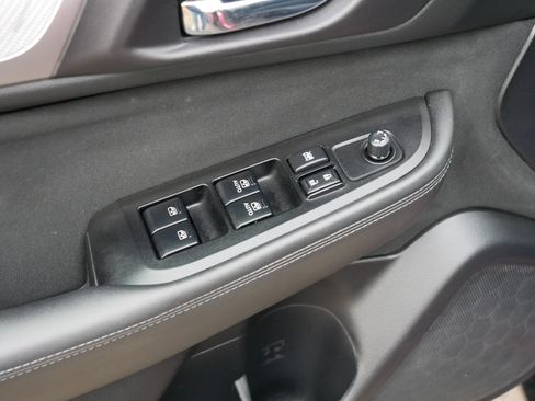 Used 2019 Subaru Outback 2.5i Premium image 19