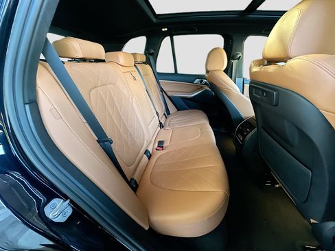 Certified 2023 BMW X5 sDrive40i w/ M Sport Package image 28