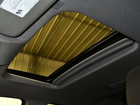 Used 2023 Chevrolet Silverado 1500 RST image 28