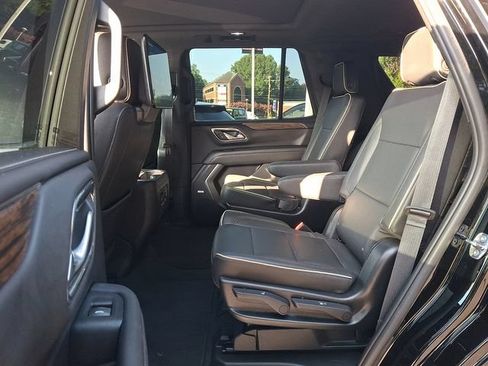 Used 2023 Chevrolet Tahoe Premier AWD/4WD image 10
