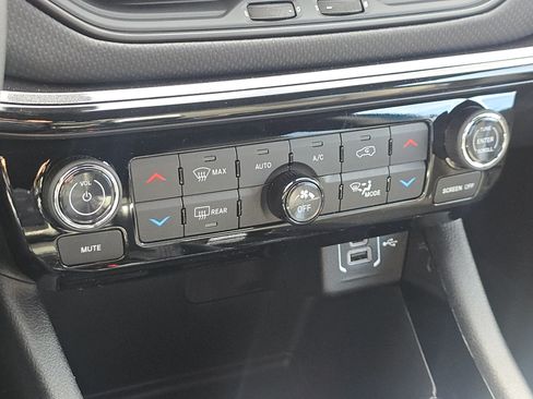 New 2026 Jeep Compass Limited AWD/4WD image 30