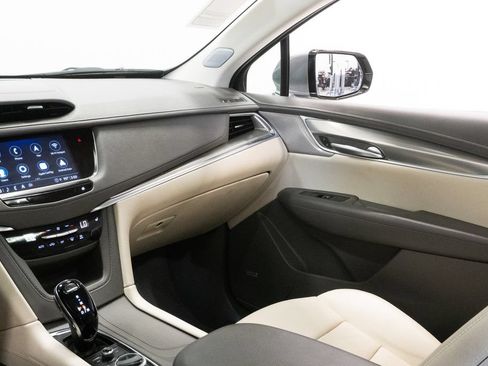 Used 2023 Cadillac XT5 Premium Luxury AWD/4WD image 13