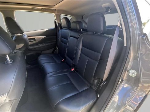 Used 2018 Nissan Murano S AWD/4WD image 22
