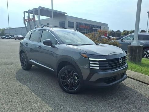 New 2026 Nissan Kicks SR image 1