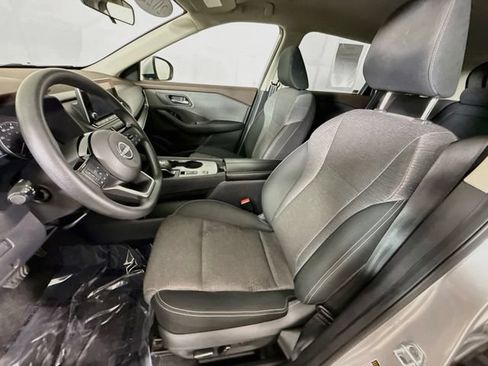 Used 2022 Nissan Rogue SV FWD image 20