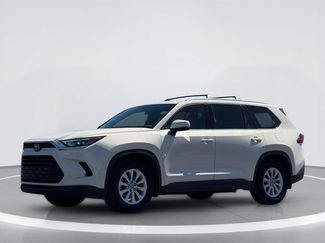 Used 2024 Toyota Grand Highlander FWD video 2