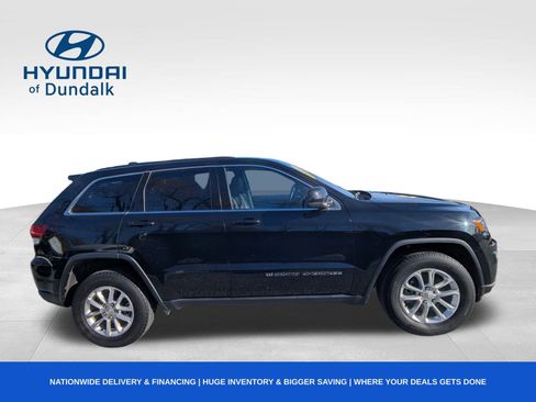 Used 2022 Jeep Grand Cherokee Laredo X image 5