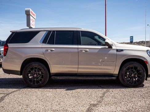 Used 2023 GMC Yukon SLE image 4