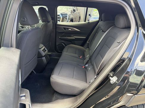 Used 2025 Chevrolet Equinox EV LT FWD image 23