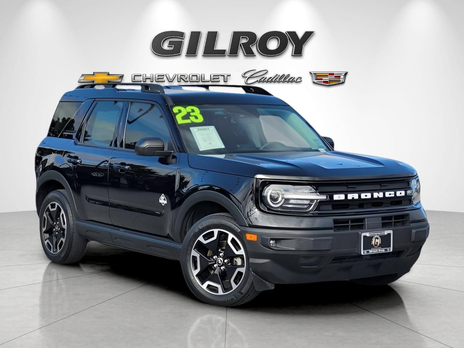 Used 2023 Ford Bronco Sport Outer Banks w/ Tech Package AWD/4WD image 1