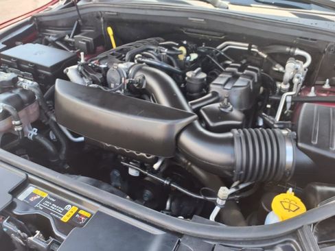 Used 2023 Dodge Durango GT image 11