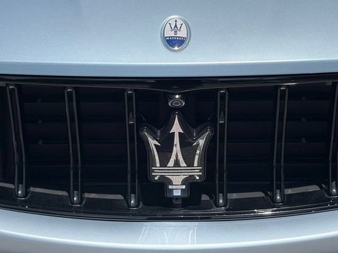 Used 2023 Maserati Levante F Tributo AWD/4WD image 11
