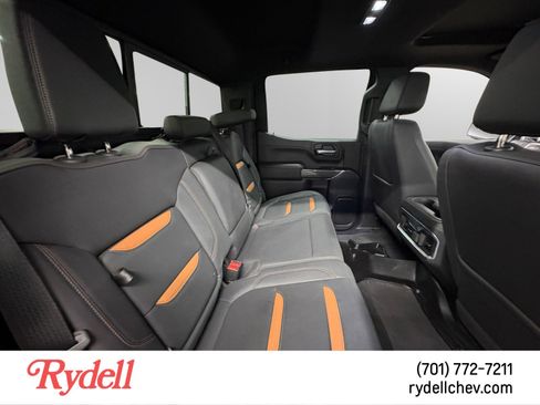 Used 2022 GMC Sierra 1500 AT4 w/ AT4 Premium Package image 17