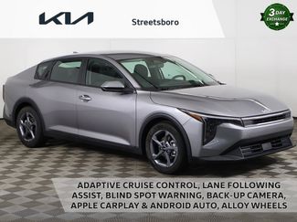 Used 2025 Kia K4 LXS video 1