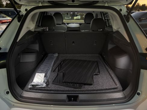 New 2025 Volkswagen Tiguan S image 24