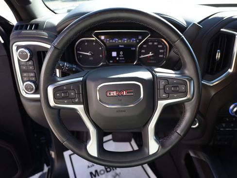 Used 2022 GMC Sierra 3500 AT4 w/ AT4 Premium Plus Package AWD/4WD image 13