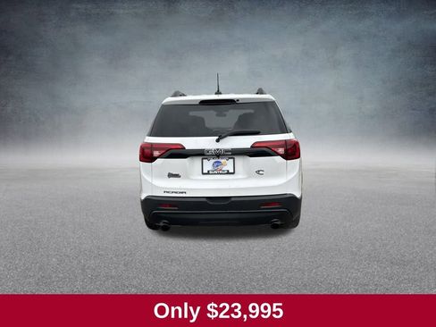 Used 2019 GMC Acadia SLT w/ Black Edition image 4