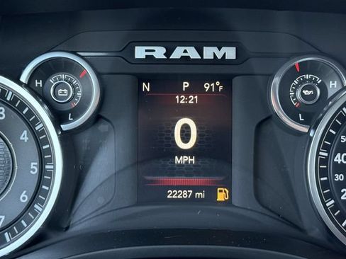 Used 2024 RAM 1500 Big Horn AWD/4WD image 17