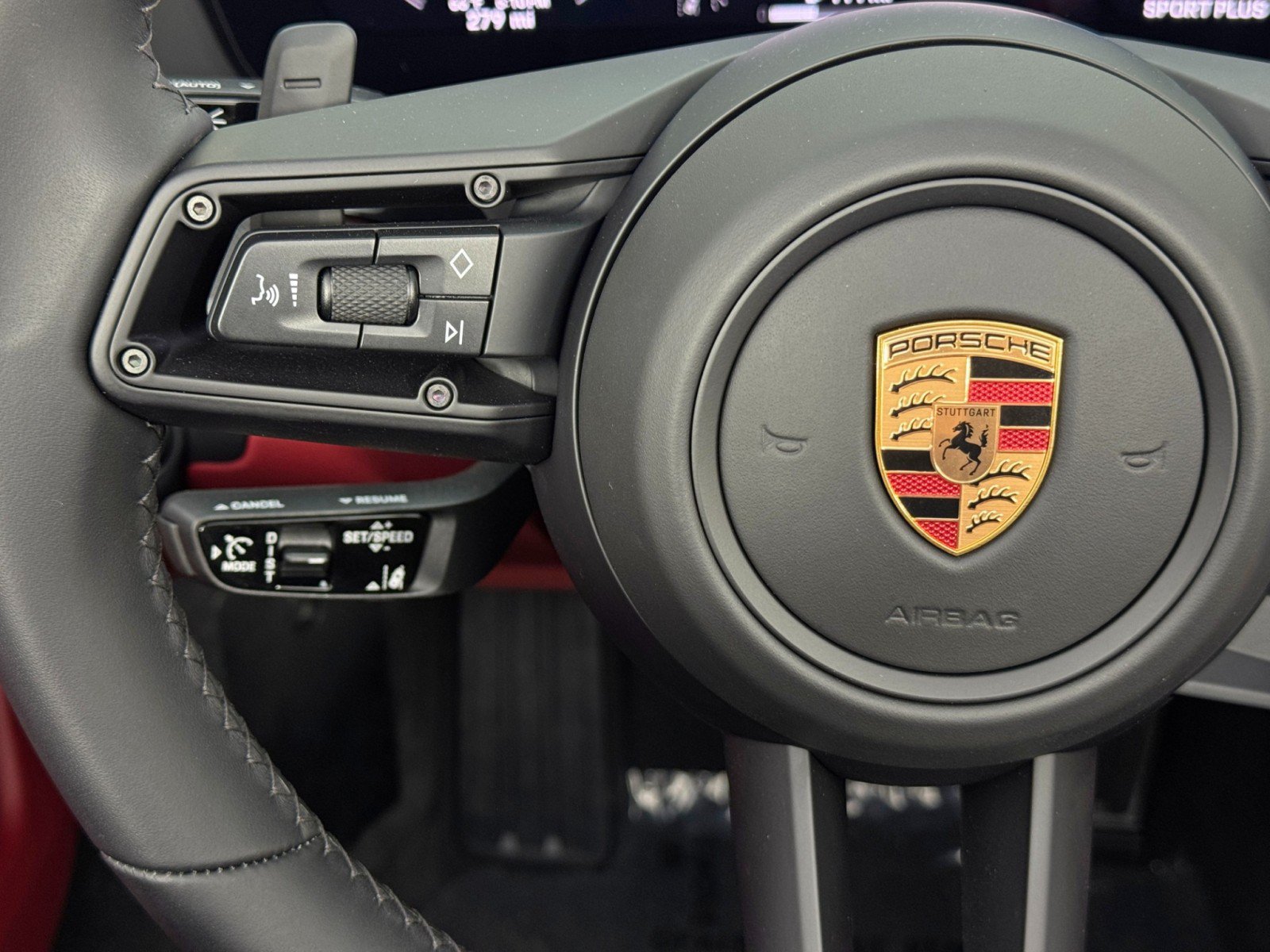 Used 2025 Porsche 911 Carrera RWD image 20