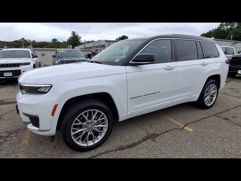 Certified 2023 Jeep Grand Cherokee L Summit AWD/4WD image 4