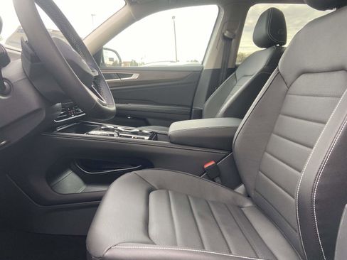 New 2026 Volkswagen Atlas SEL image 18