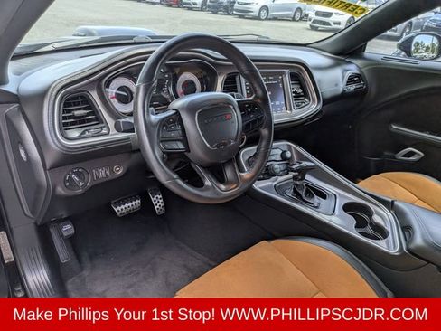 Certified 2022 Dodge Challenger R/T Scat Pack w/ Shaker Package RWD image 15
