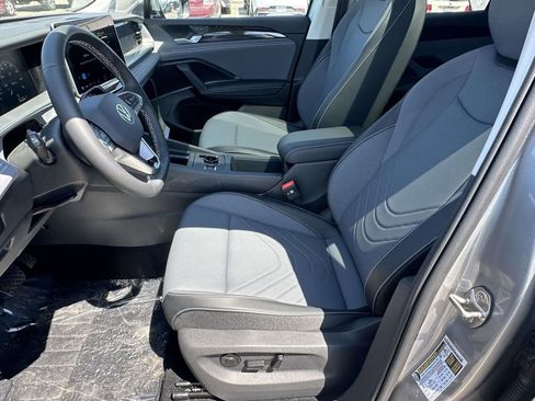New 2026 Volkswagen Tiguan SE AWD/4WD image 14