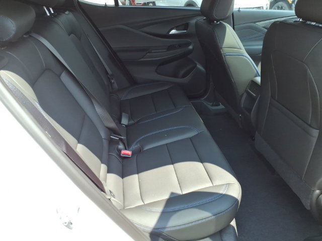 New 2026 Buick Envista Sport Touring w/ Convenience I Package FWD image 22