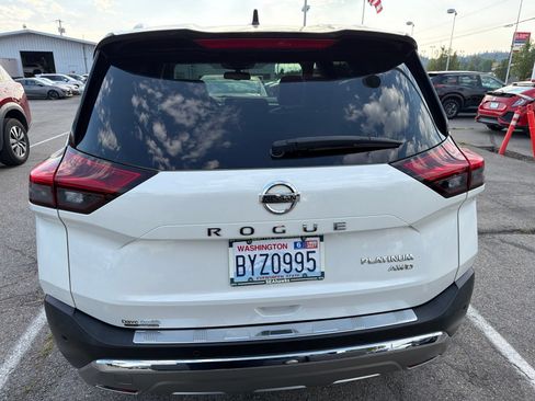 Used 2021 Nissan Rogue Platinum AWD/4WD image 9