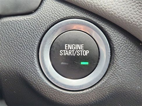 Certified 2020 Chevrolet Equinox LS w/ LS Convenience Package image 16