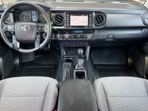 Certified 2022 Toyota Tacoma SR AWD/4WD image 3