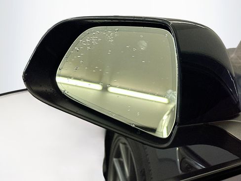 Used 2023 Tesla Model 3 Standard Range image 16