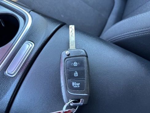 Used 2023 Hyundai Santa Fe SE image 29